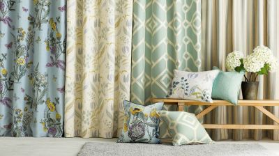 Improve the Aesthetics of the Room with Drapes Installation!